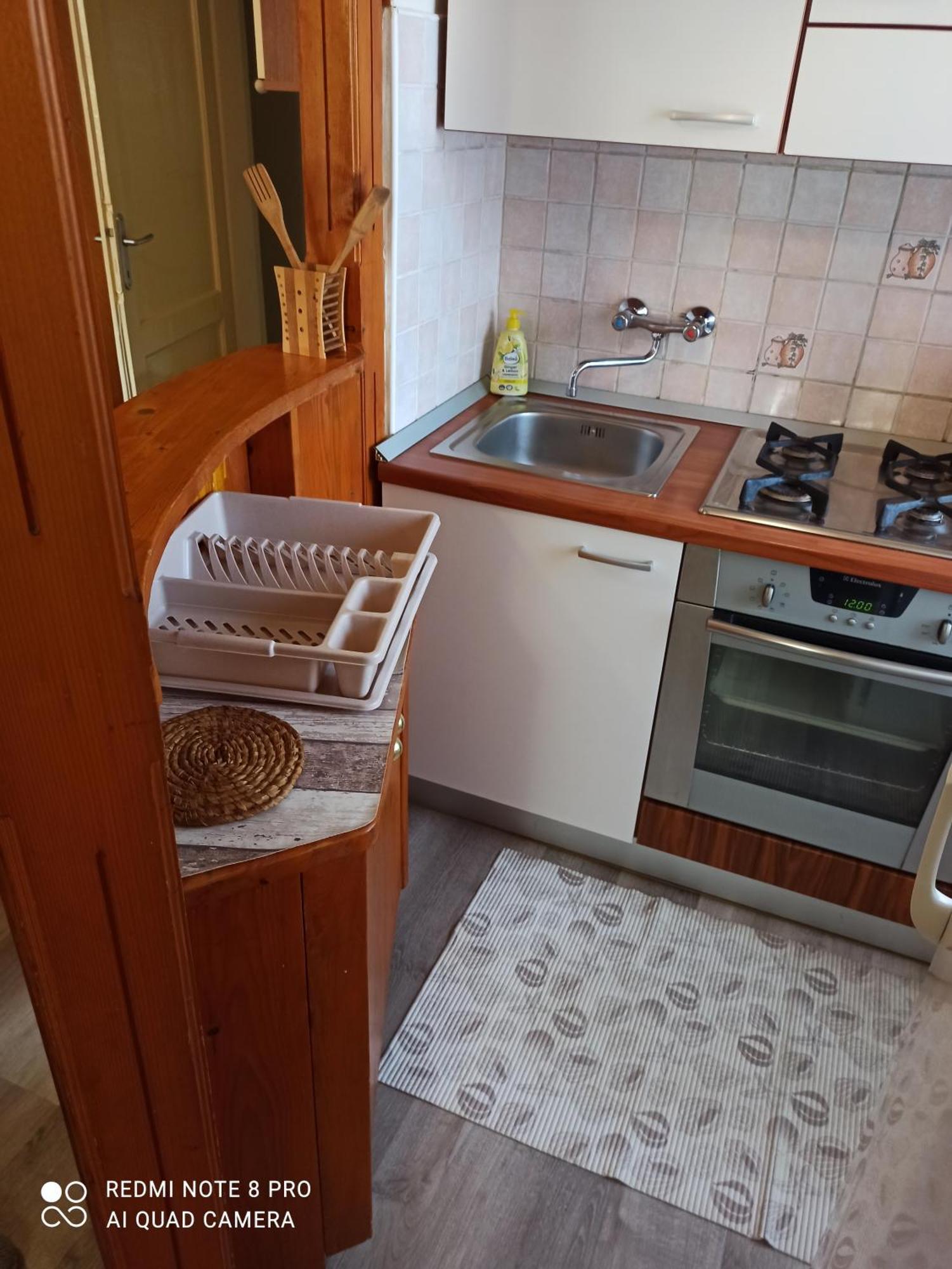 Studio Apartman Lea Pola Esterno foto